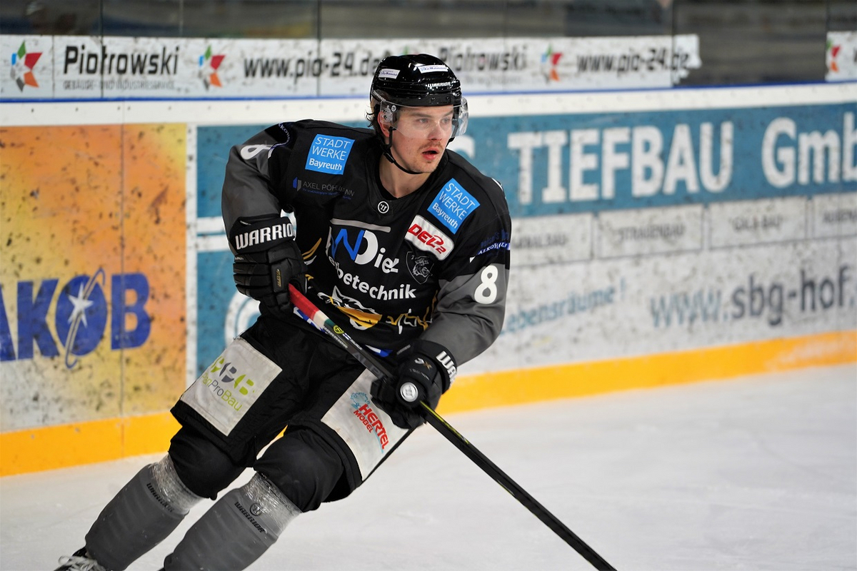www.crocodiles-eishockey.de